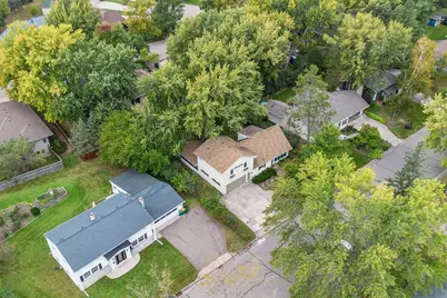 212 Birchwood Drive N, Stillwater, MN 55082 - Photo 38