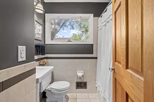 212 Birchwood Dr N, Stillwater, MN 55082 - Photo 10