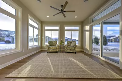 1308 Sherwood Street SE, Hutchinson, MN 55350 - Photo 4