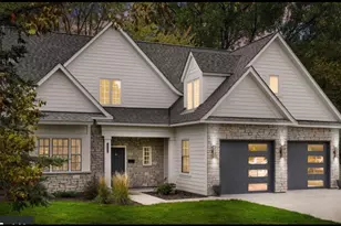1032 Gardner St E, Wayzata, MN 55391 - Photo 2