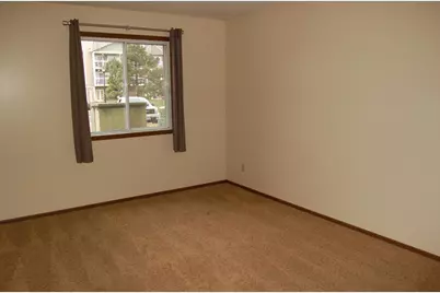 7600 157th Street W #105, Apple Valley, MN 55124 - Photo 8