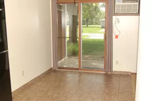 7600 157th St W, Apple Valley, MN 55124 - Photo 10