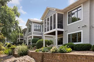 8117 Xerxes Cir, Bloomington, MN 55431 - Photo 2