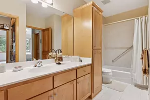 8117 Xerxes Cir, Bloomington, MN 55431 - Photo 38