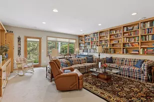 8117 Xerxes Cir, Bloomington, MN 55431 - Photo 32