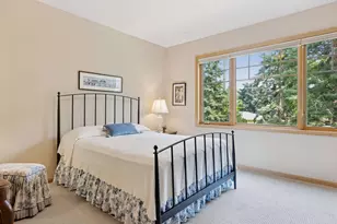 8117 Xerxes Cir, Bloomington, MN 55431 - Photo 24