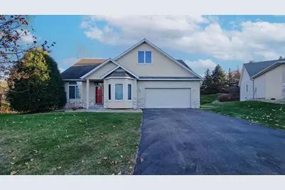 16045 Kennard Court, Lakeville, MN 55044 - Photo 2