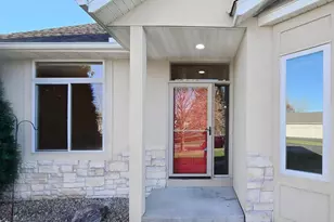 16045 Kennard Ct, Lakeville, MN 55044 - Photo 4