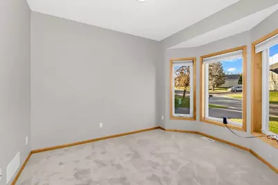 16045 Kennard Court, Lakeville, MN 55044 - Photo 6