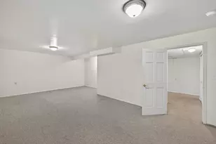 1606 17th St SW, Austin, MN 55912 - Photo 26