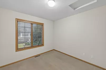 1606 17th Street SW, Austin, MN 55912 - Photo 18