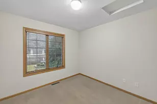 1606 17th St SW, Austin, MN 55912 - Photo 18