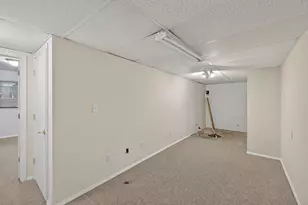 1606 17th St SW, Austin, MN 55912 - Photo 28