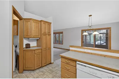 1606 17th Street SW, Austin, MN 55912 - Photo 10
