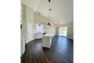 250 Spring St, Osceola, WI 54020 - Photo 10