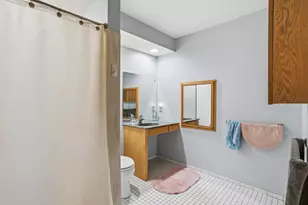 601 E 103rd St, Bloomington, MN 55420 - Photo 12