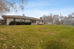 601 E 103rd St, Bloomington, MN 55420 - Photo 28