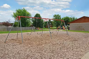 1340 Chestnut Cir, Carver, MN 55315 - Photo 52