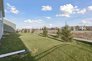 1340 Chestnut Cir, Carver, MN 55315 - Photo 48