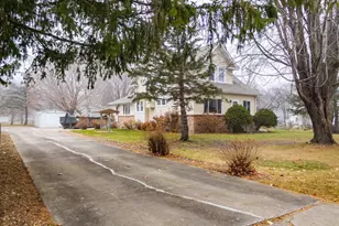 750 Swanson Ave SE, Cokato, MN 55321 - Photo 2