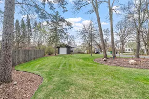 4830 Lakeview Dr, Shoreview, MN 55126 - Photo 28