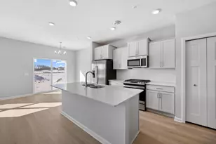 10328 Birchwood Cir, Victoria, MN 55318 - Photo 4