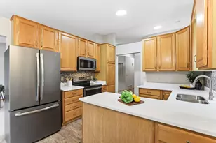 3635 Zinnia Ln N, Plymouth, MN 55441 - Photo 8