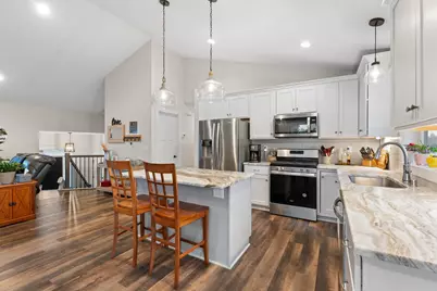 963 Golfview Avenue, Zumbrota, MN 55992 - Photo 6