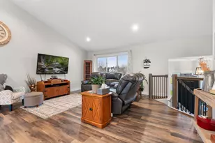 963 Golfview Ave, Zumbrota, MN 55992 - Photo 24