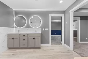 963 Golfview Ave, Zumbrota, MN 55992 - Photo 12