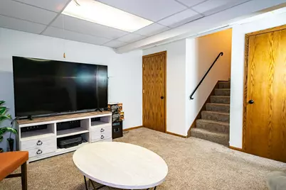 903 Marion Street, Saint Paul, MN 55117 - Photo 12