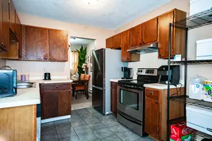 903 Marion St, Saint Paul, MN 55117 - Photo 4