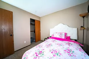 903 Marion St, Saint Paul, MN 55117 - Photo 24