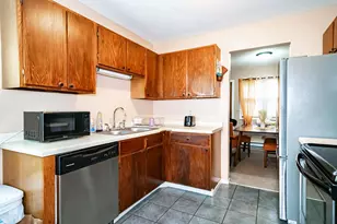 903 Marion St, Saint Paul, MN 55117 - Photo 6