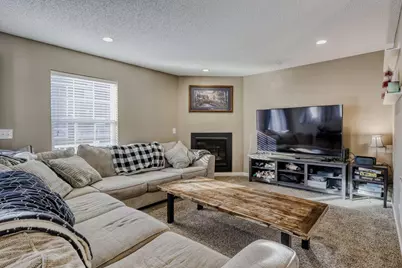 14604 Peridot Street NW, Ramsey, MN 55303 - Photo 4