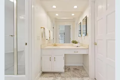 1201 Yale Place #1608, Minneapolis, MN 55403 - Photo 28