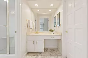 1201 Yale Pl, Minneapolis, MN 55403 - Photo 28