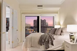 1201 Yale Pl, Minneapolis, MN 55403 - Photo 22