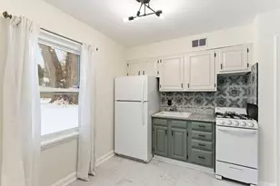 1190 St Paul Ave, Saint Paul, MN 55116 - Photo 6