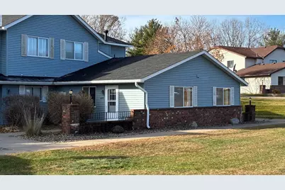 1640 Helena Road N, Oakdale, MN 55128 - Photo 20