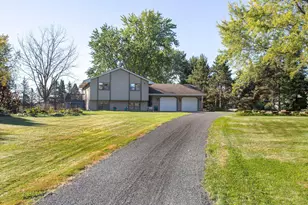 329 Glenmont Rd, River Falls, WI 54022 - Photo 30