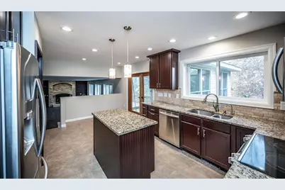 18644 85th Avenue N, Maple Grove, MN 55311 - Photo 22