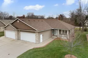 1985 Raspberry Ridge Pl NE, Owatonna, MN 55060 - Photo 1