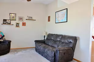 16953 739th St, Hayfield, MN 55940 - Photo 2