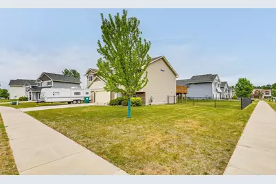 37621 Hawthorne Avenue, North Branch, MN 55056 - Photo 20