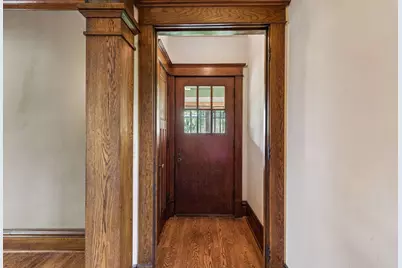1085 Ryan Avenue W, Roseville, MN 55113 - Photo 8
