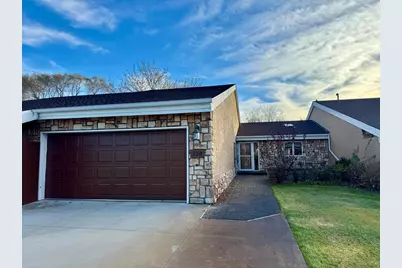 538 Brook Lane, Saint Cloud, MN 56301 - Photo 2