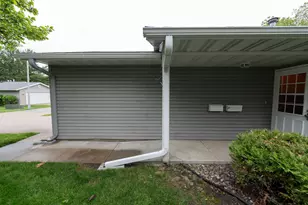 2842 19th Ave NW, Rochester, MN 55901 - Photo 38