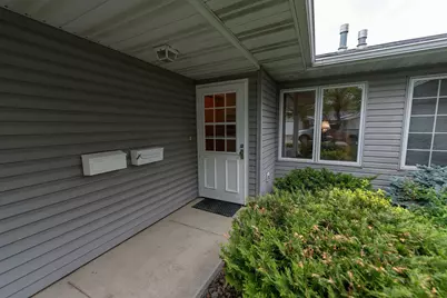 2842 19th Avenue NW, Rochester, MN 55901 - Photo 2