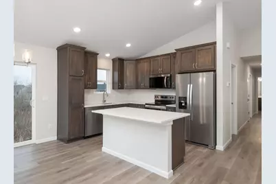 648 Hawthorne Lane, Watertown, MN 55388 - Photo 14